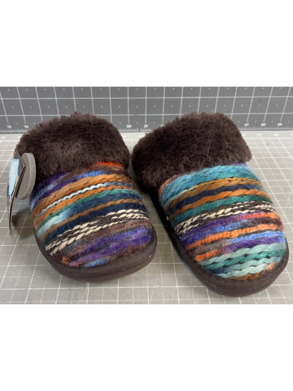 Women's Juarez Scuff Slippers by LAMO Chocolate Sz. 7 Medium New